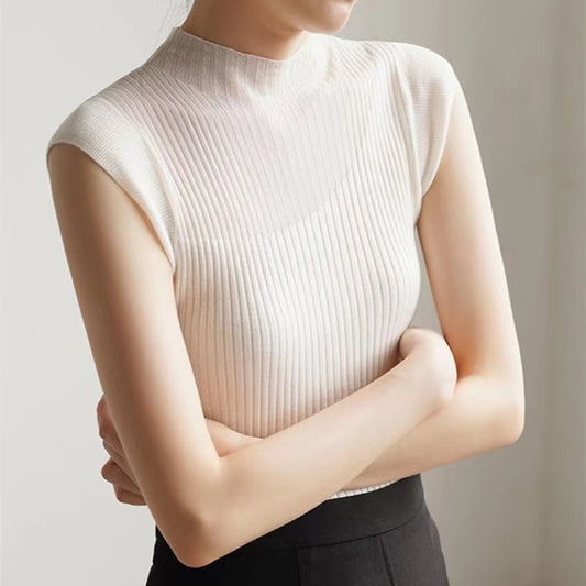 Translucent Gradient Inner Match Sleeveless Knitwear For Women